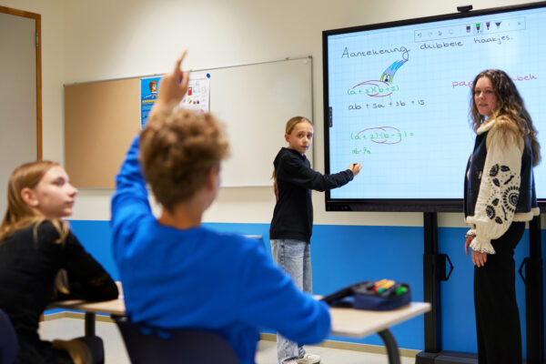Huygens Lyceum LR28